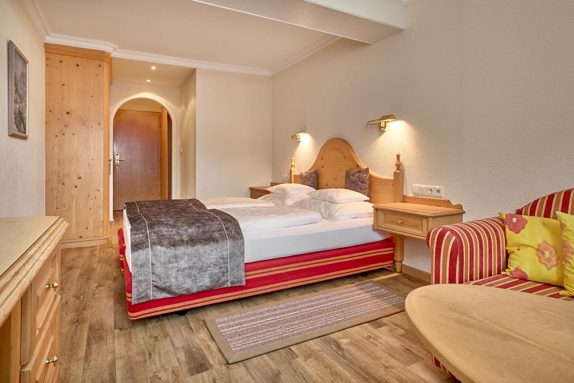 Hotel Appartement Roggal Лех ам Алберг Екстериор снимка